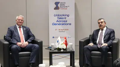 'Doğru yöndeki nadir ülke': Türkiye’nin eğitim reformlarına uluslararası övgü!