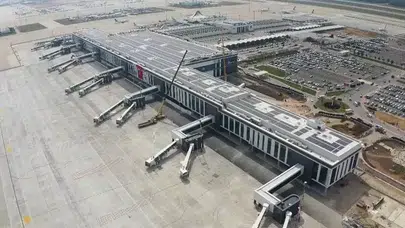 Bakan Uraloğlu duyurdu: Antalya Havalimanı devler liginde! 35 milyonluk kapasite tarih oldu!