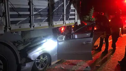 Kırıkkale'de park halindeki tıra çarpan muhtar ağır yaralandı!