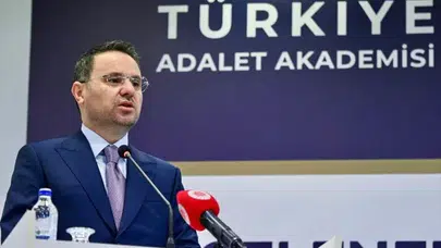 Sokaklarda temizlik başladı: Adalet Bakanı Gürlek 'bayğaralar' çetesinin fişini çekti!