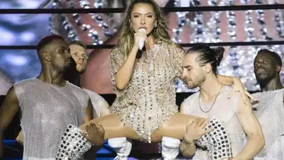 Magazin kazan kaynıyor: Umut Akyürek'ten Hadise'ye ağır sözler, 'Sanat Değil Striptiz!'