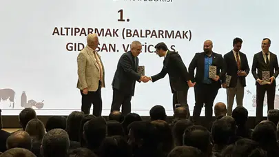 Türk balının küresel elçisi Balparmak: İhracat şampiyonluğu tescillendi
