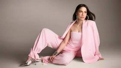 Yazın Favorisi Belli Oldu! Demet Özdemir Stiliyle Tanışmaya Hazır Mısınız?
