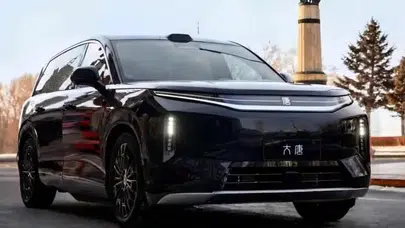 Menzili Şaşkına Çevirdi! Tek Şarjla 950 Kilometre Giden Dev SUV Tanıtıldı