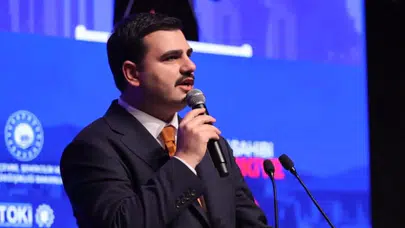 Eyüp Kadir İnan kimdir, aslen nerelidir, yaşı kaç, ne iş yapıyor, evli mi, hangi partili?