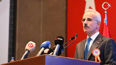 Türkiye'nin bölünmüş yol ağında yeni hedef 38 bin kilometre olarak belirlendi!