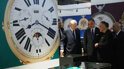 Zamanın altın dokunuşu! Cumhurbaşkanı Erdoğan 'muhteşem cep saatleri' sergisinde