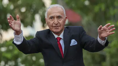 Serenay Çetin’in “amcam” dediği isim herkesi şaşırttı! Hikmet Çetin kimdir?