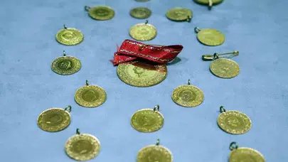 Altın piyasasında Fed fırtınası sonrası alım dalgası! Gram ve çeyrek altın rekor seviyelerde