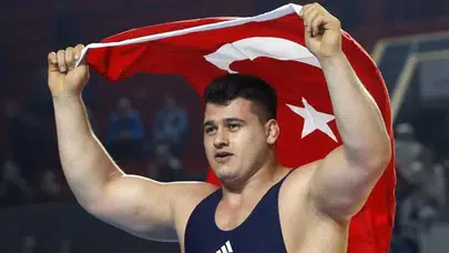 13. Kez Avrupa Şampiyonu! Rıza Kayaalp’ten Tiran’da Tarihi Başarı