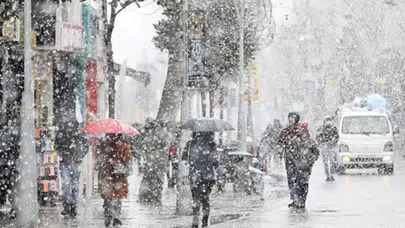 9 Nisan Hakkari okullar tatil mi, Valilik açıklama yaptı mı, eğitim olacak mı, kar yağışı etkili mi?