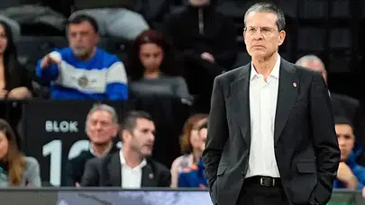 EuroLeague’de yılın antrenörü açıklandı: Devleri geride bırakan o isim!