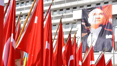 19 Mayıs resmi tatil mi, hangi güne denk geliyor? 2026 Tatil takvimi