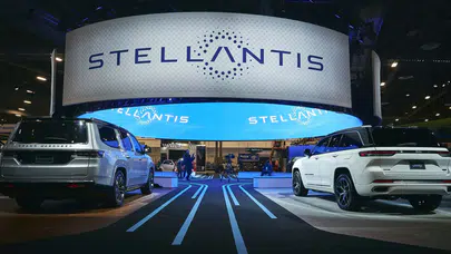 Stellantis Avrupa'daki dört fabrikasını satışa çıkarıyor