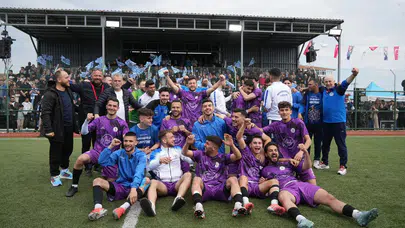 Marmaraereğlisi Belediyespor şampiyonluğu kutladı