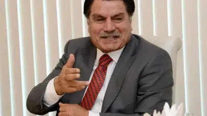 Haşim Kılıç kaç yaşında, aslen nereli, mesleği ne, ne iş yapıyor, hangi görevlerde bulundu?