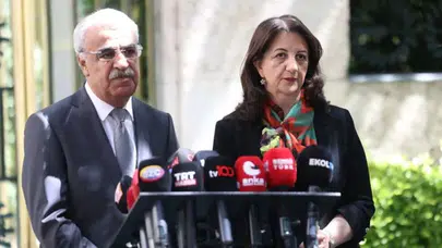 Siyasette kartlar yeniden karılıyor: Öcalan'dan Bahçeli'nin hamlesine tarihi yorum!