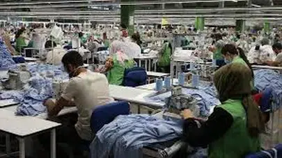 Bayram hazır giyime can suyu oldu: Kartlı işlemlerde %40'lık dev sıçrama!