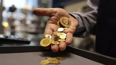 Altın fiyatlarında beklenmedik hamle! Uzmanlar bile şaşkın: Gram ve çeyrekte 11 Nisan alarmı!