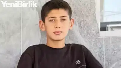 Oyun Oynarken Can Verdiler! Üzerine Çıktıkları Kaya Kuzenleri Ezdi