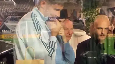 Alay ettiler, sahada cevaplarını aldılar! İtalya’ya ağır ders