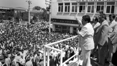 Sandığın kaderini değiştiren cümleler: Türkiye'nin unutulmaz seçim sloganları!