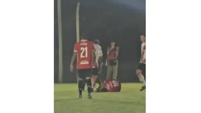 Sağlık sorunlarıyla bırakmıştı… Agüero bu kez sahada yıkıldı