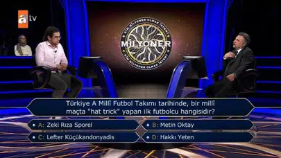 Milyonluk soruda futbol şoku! 18 yaşındaki Ahmet Bera herkesi ters köşe yaptı!