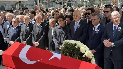 CHP'de büyük çatlak cenazede ortaya çıktı: Kılıçdaroğlu'ndan Özgür Özel'e şok tavır!