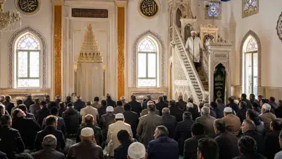 24 Nisan 2026 Cuma hutbesi yayınlandı: 'Sapkın akımlara karşı değerlerimize sarılalım'