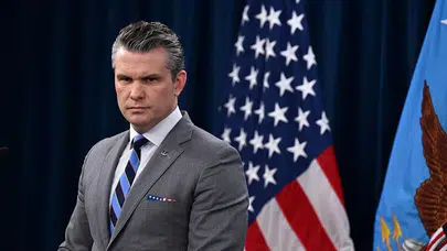 Trump 'İran yaptı' dedi, görüntüler Tomahawk’ı işaret etti: Kanlı okul baskınında şok itiraf!