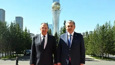 Astana’da kritik zirve: Putin gelmeden önce Lavrov sahaya indi!