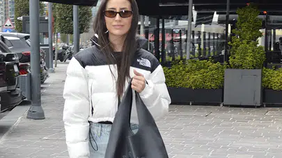Hande Ünsal'dan yeni proje müjdesi: Yakında güzel şeyler olacak