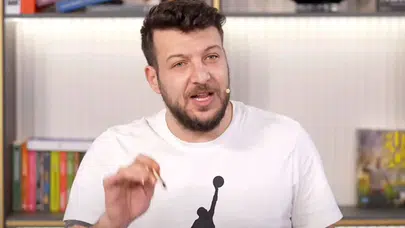 Eski futbolcu Batuhan Karadeniz’e kırmızı bülten! Yurt dışında olduğu tespit edildi