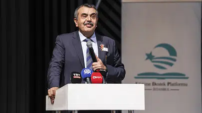 Bakan Tekin: 'Biz dünyaya adalet tesis eden bir geleneğin temsilcisiyiz'