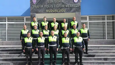 Fethi Sekin’in adıyla çelikleşiyorlar: İşte trafik polislerinin zorlu 365 günü!