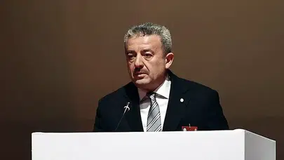 Galatasaray'da flaş gelişme: Başarılı isim yönetimden istifa etti!