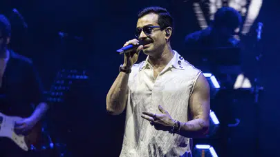 Gökhan Türkmen'in Antalya konserinde evlilik teklifi rekoru kırıldı