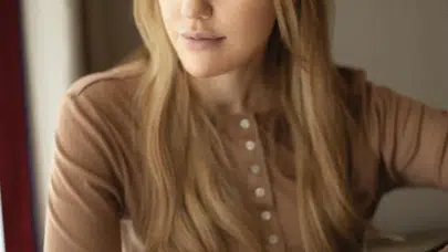 Meryem Uzerli’den 'sıfır makyaj' şovu! Hürrem Sultan özüne döndü, sosyal medya yıkıldı