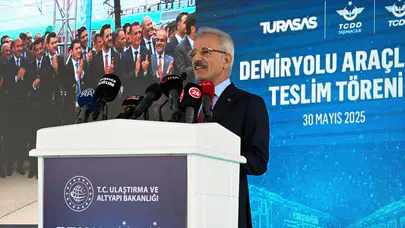 Raylarda yeşil dönüşüm: Stratejik vagonlar güneş ışığıyla şekilleniyor!