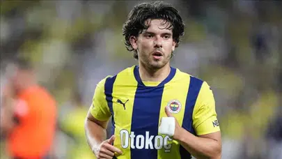Ferdi Kadıoğlu’ndan Fenerbahçe’ye açık kapı! 'Belki bir gün geri dönerim'