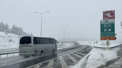Bolu Dağı'nda mayıs karı! Sürücüler dikkat: Yol beyaza büründü!