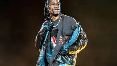 Travis Scott'ın İstanbul şovu için binlerce kişi sıraya girdi