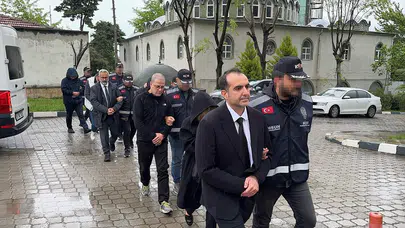 Beyaz önlükte rüşvet lekesi: 4'ü doktor 8 şüpheli adliyeye sevk edildi!