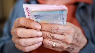Sosyal güvenlik uzmanından çarpıcı iddia: EYT'de dosyalar sil baştan incelenebilir!
