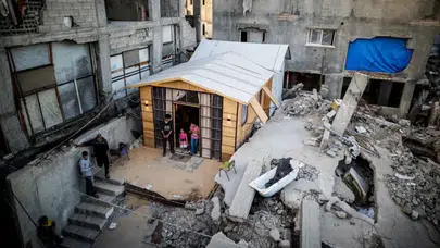 Zulüm yıktı, irade kurdu! Filistinli müteahhit kendi evinin enkazını barınak yaptı
