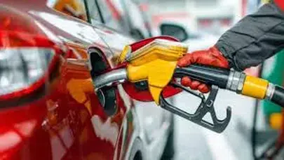 15 Mayıs akaryakıt fiyatları ne kadar? Benzine indirim olacak mı, mazot fiyatları ne kadar, LPG değişti mi?
