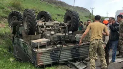 Ardahan’da askeri araç devrildi: İki astsubay yaralandı