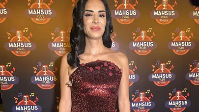 Özlem Özdil 30. sanat yılını Mahsus Sahne’de kutladı: Anadolu turnesi müjdesi