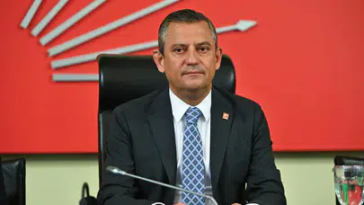 Kapalı kapılar ardında uzlaşı: Özel, CHP Grup Başkanı oldu